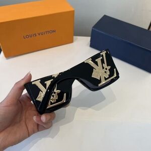 Louis Vuitton Square Sunglasses